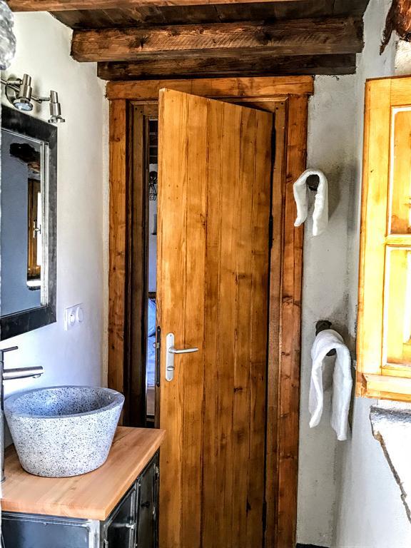 U Fragnu Guest House Omessa Luaran gambar